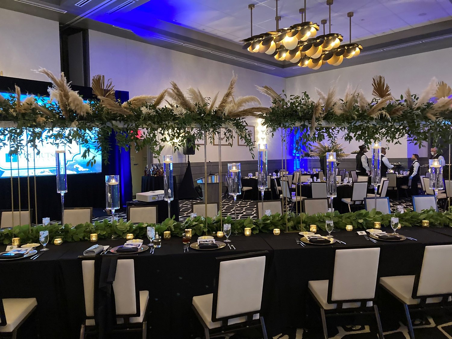 The 5th Annual United Way of St. Johns Givers Gala was held at the Embassy Suites by Hilton St. Augustine Beach Oceanfront Resort.